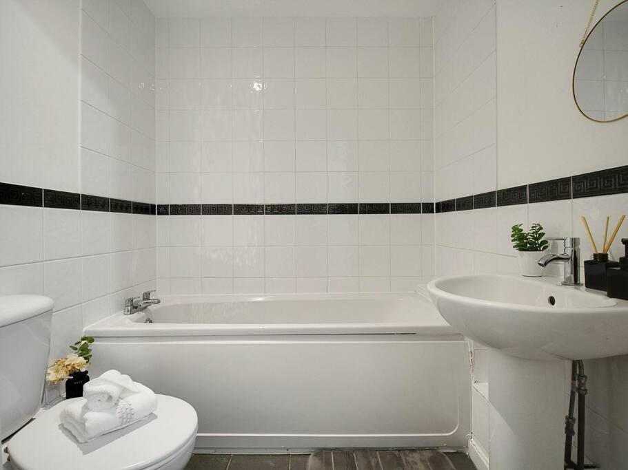 Marvellous Flat In Centre Rg1 Free Parking * Reading