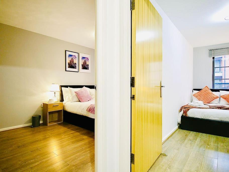 Marvellous Flat In Centre Rg1 Free Parking Apartment